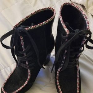FABULOUS Ankle boots